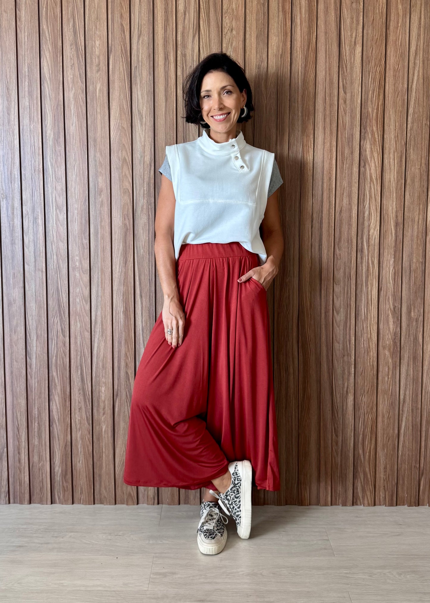 Calça Pantalona com bolsos em malha fria - Terracota