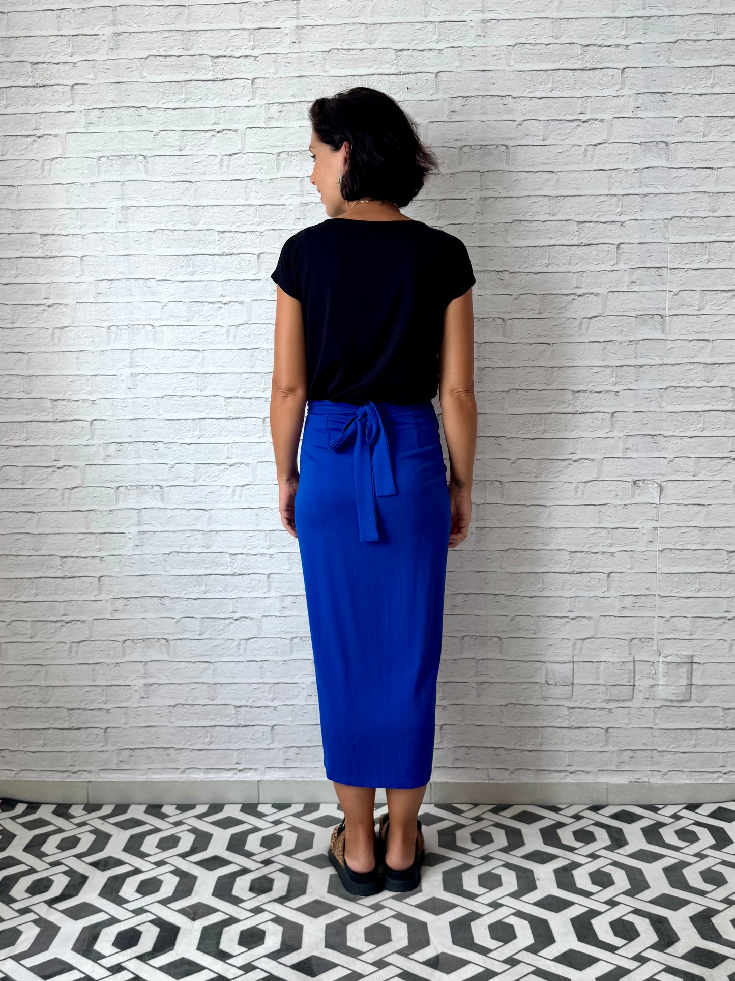 Saia Transpassada em Viscolinho (Azul Royal)