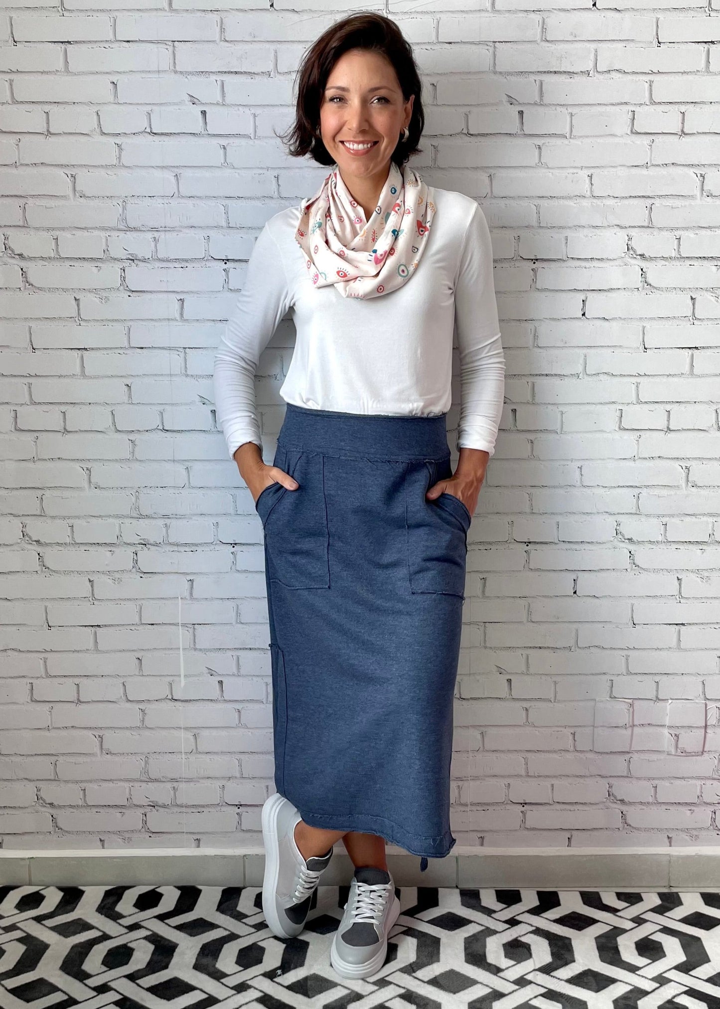 Saia Reta Moletom com bolsos (Azul Jeans)