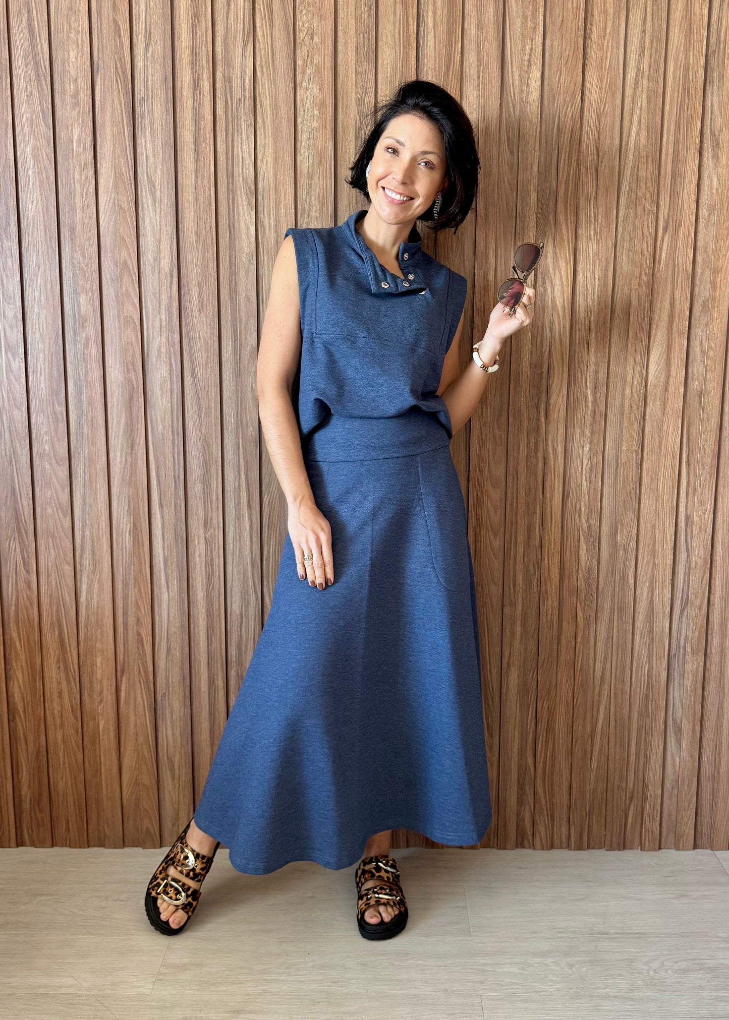 Saia Rodada Moletom com bolsos (Azul Jeans)