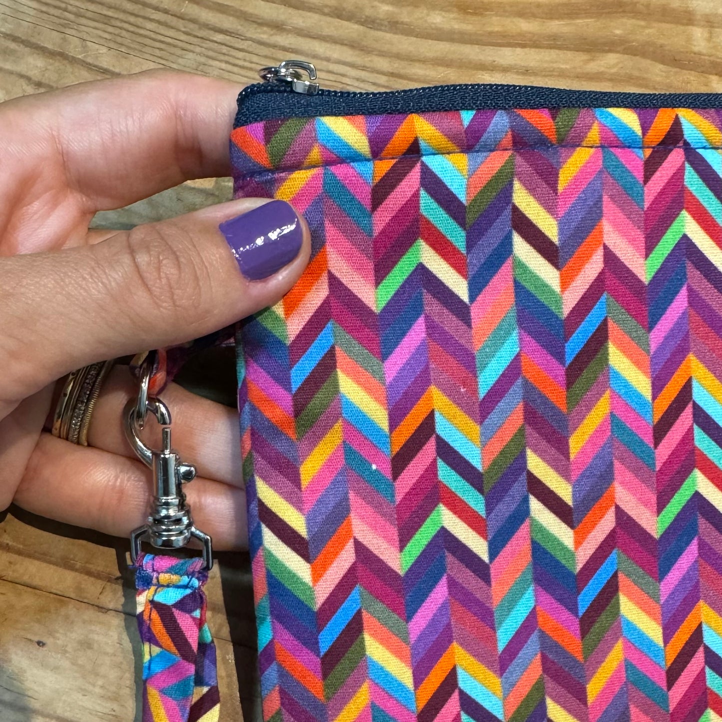 Clutch Chevron Colorida