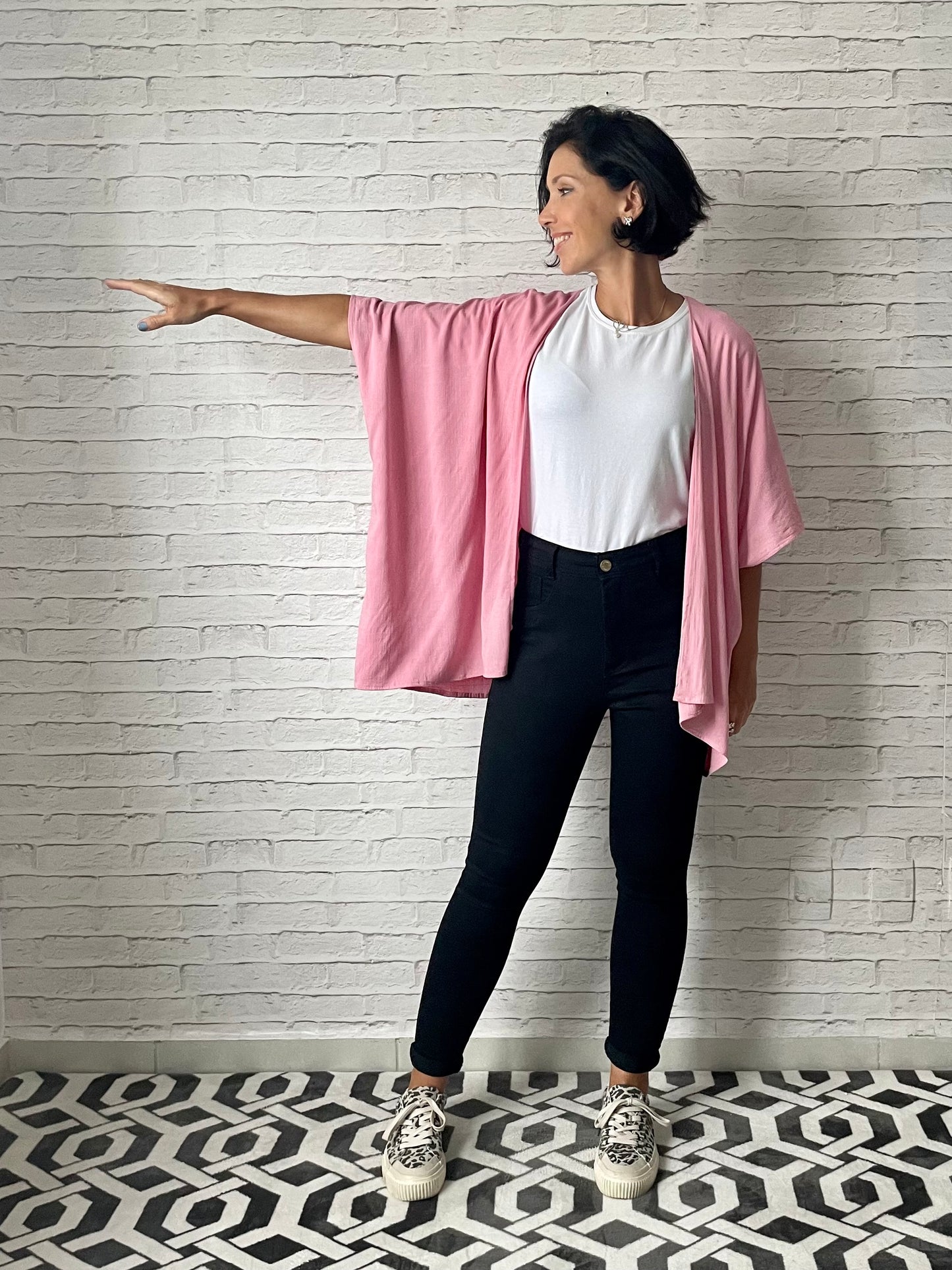 Kimono em Viscolinho Rosa Flamingo