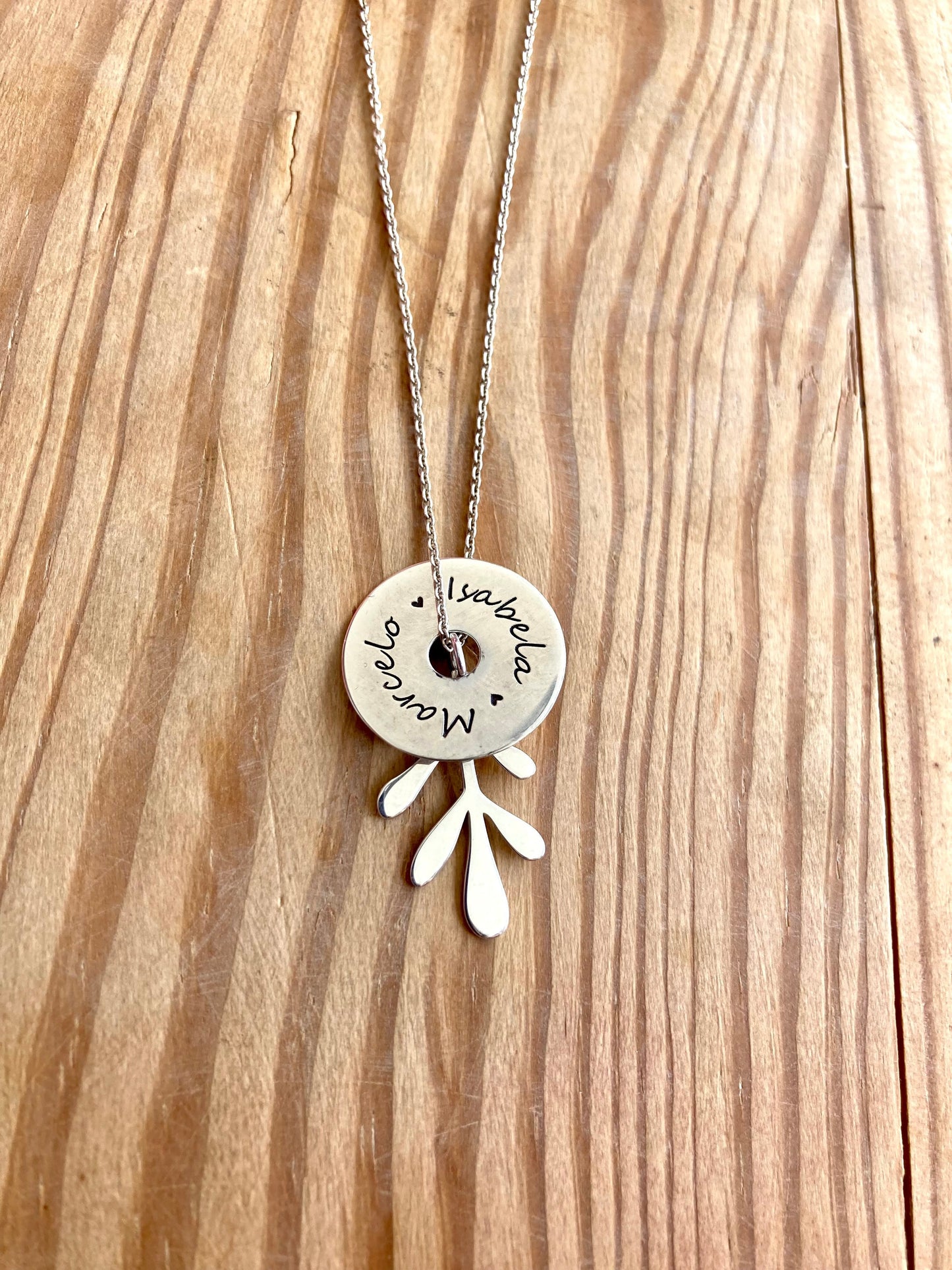 Corrente com Pingente Folha Arruda em PRATA 925