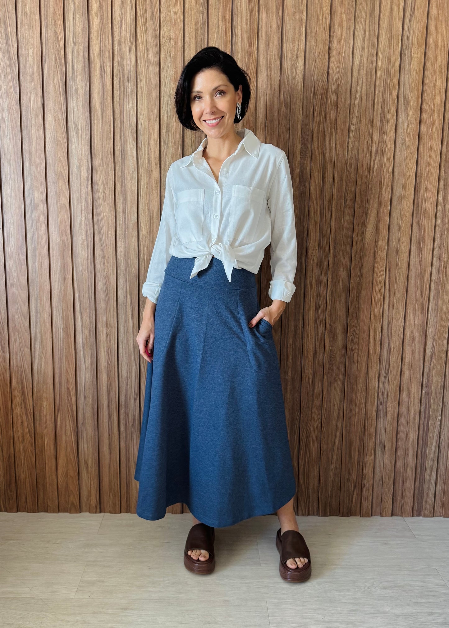 Saia Rodada Moletom com bolsos (Azul Jeans)
