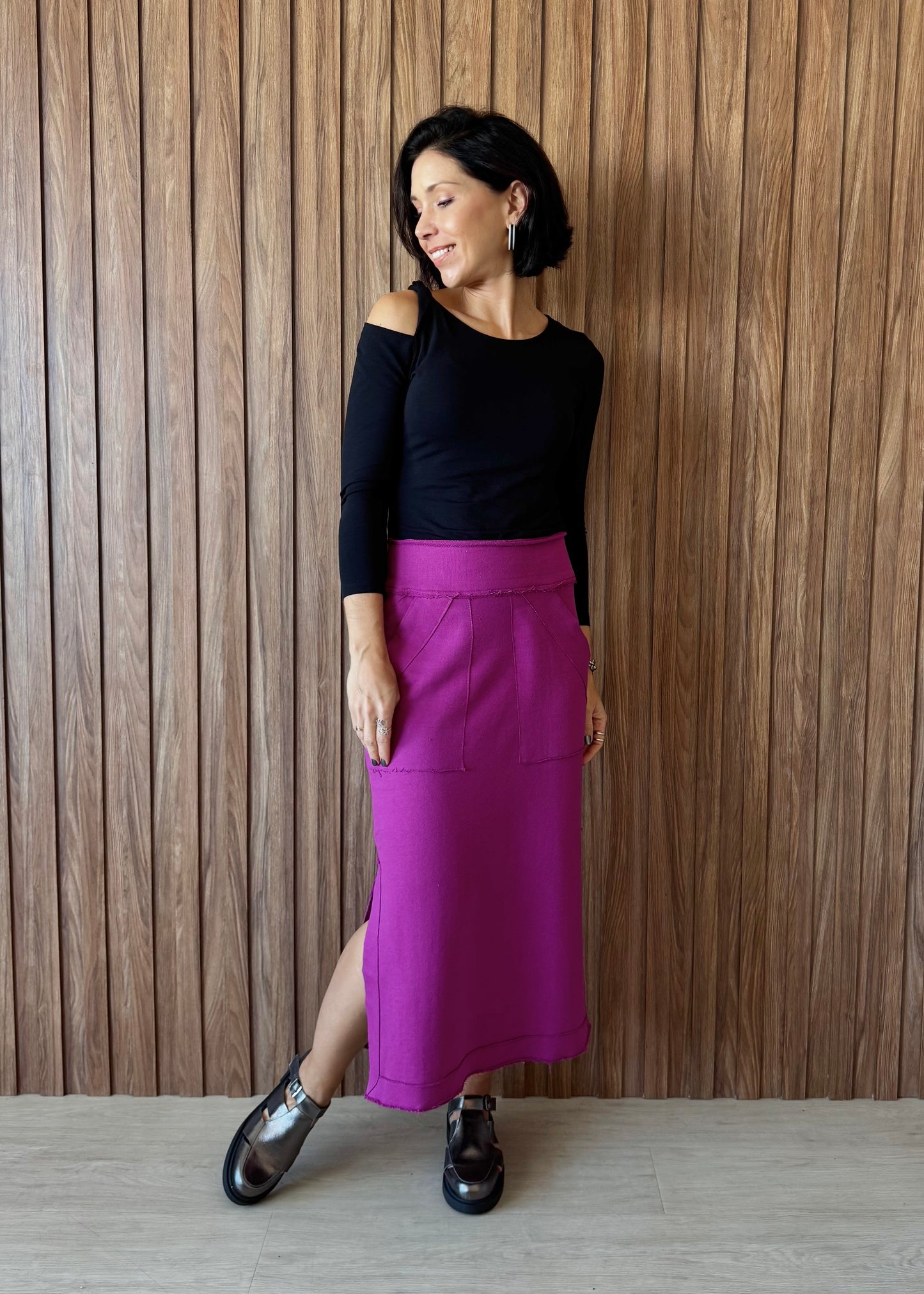 Blusa manga longa com detalhe nó ombro em viscolycra - Preta