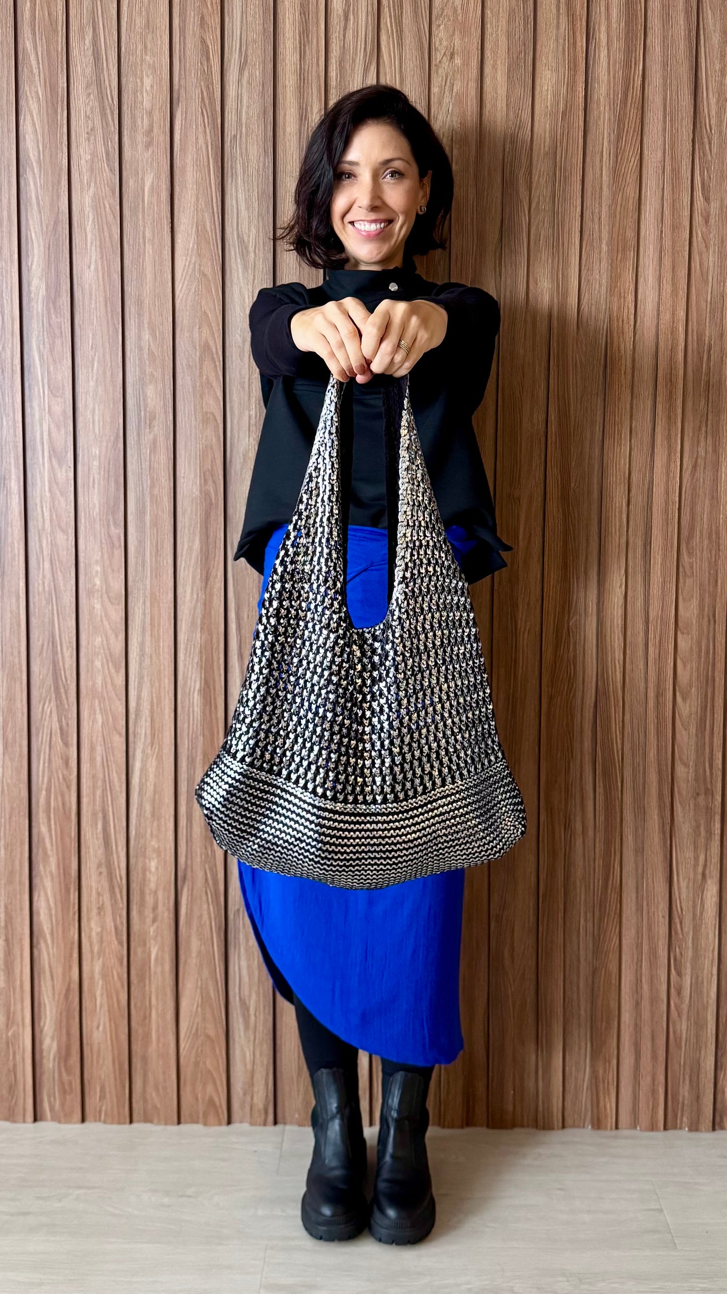 Bolsa em Tricô Metalizado Prata