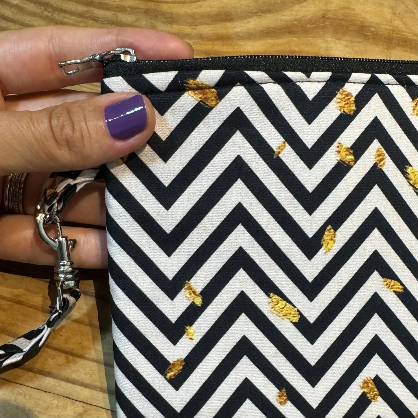 Clutch Chevron PB - Maira da Mai Style
