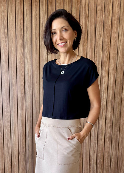 Blusa Delícia Cropped em Viscolycra Preta