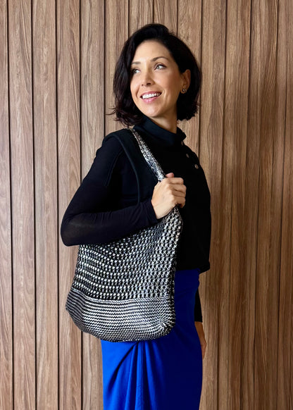 Bolsa em Tricô Metalizado Prata