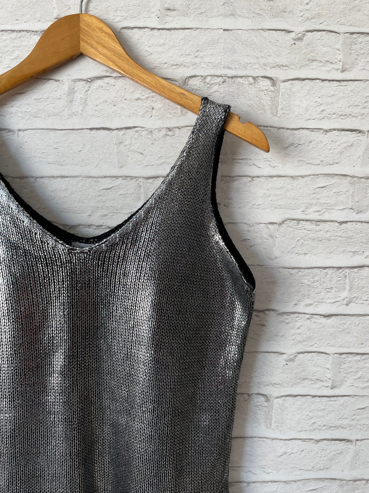 Blusa Regata Tricot Metalizado - Prateada