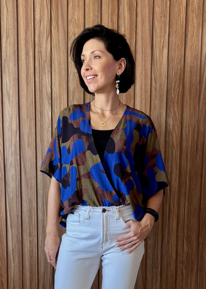 Kimono em Viscose Camuflagem Urbano Azul