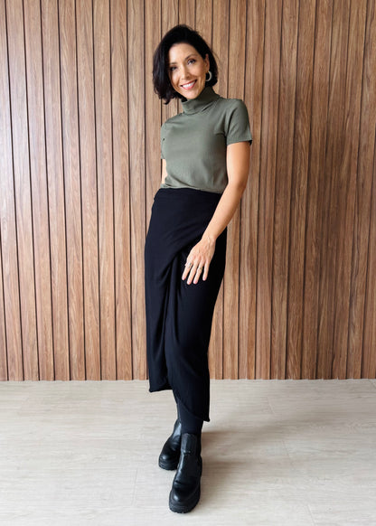 Gola Alta Canelada Manga Curta Verde Musgo