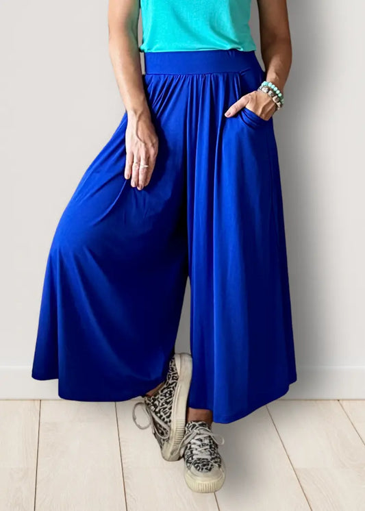 Calça Pantalona com bolsos em malha fria - azul royal - Maira da Mai Style