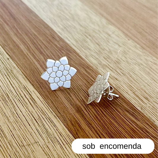 Brinco Flor de Lótus em PRATA 925