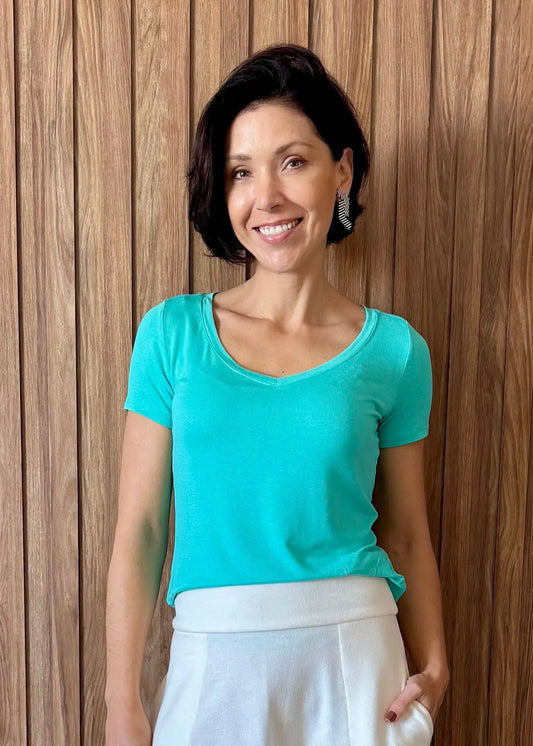 T-shirt gola V Tiffany - Maira da Mai Style