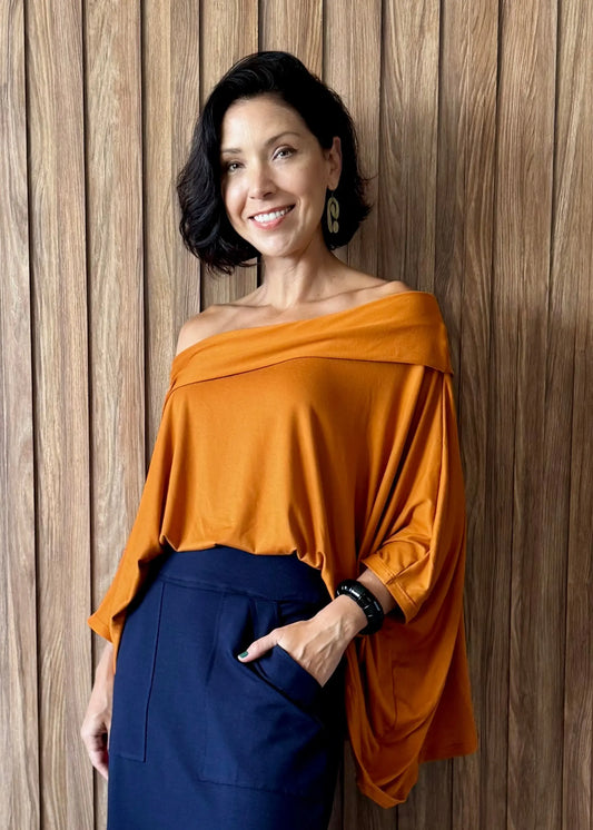Blusa Golão Oversized em Suede Ecológico - Ocre - Maira da Mai Style
