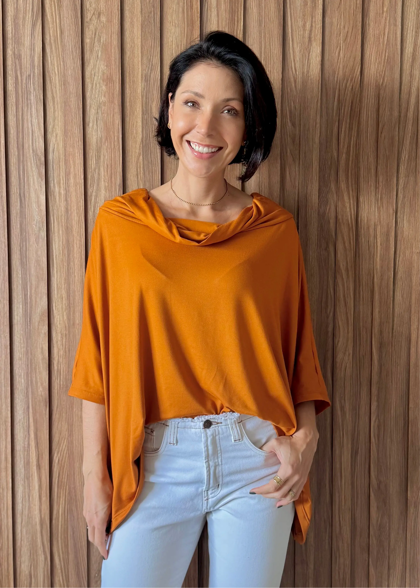 Blusa Golão Oversized em Suede Ecológico - Ocre - Maira da Mai Style