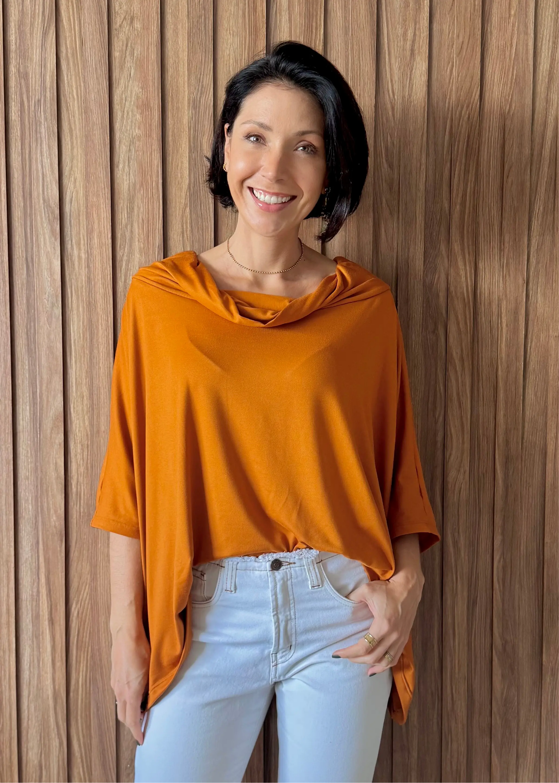Blusa Golão Oversized em Suede Ecológico - Ocre - Maira da Mai Style