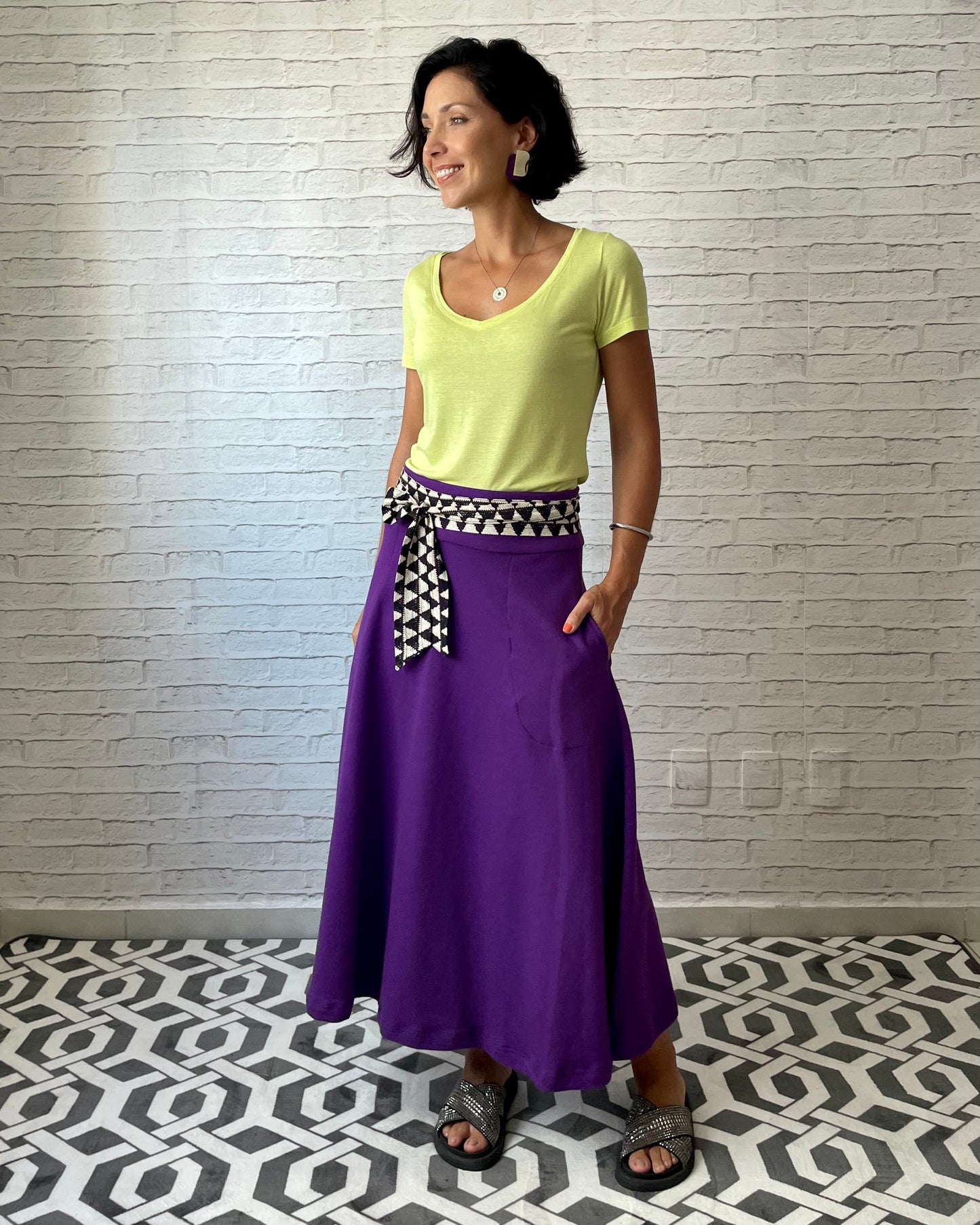 Saia Rodada Moletom com bolsos (Roxo Vivo)