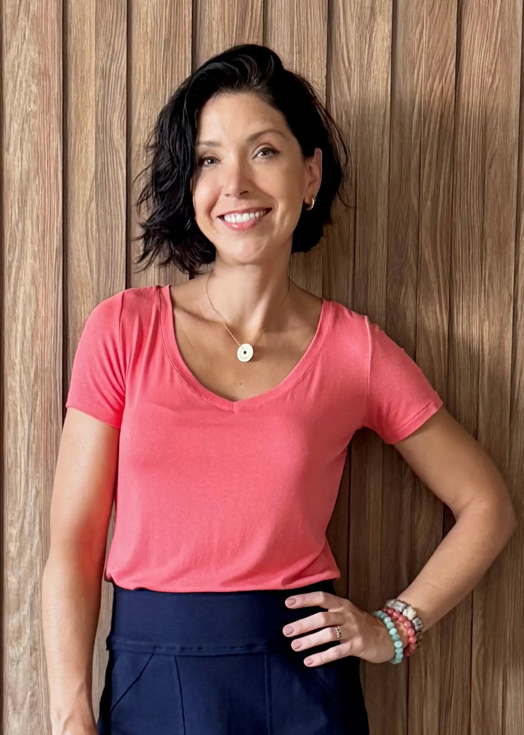 T-shirt gola V Coral