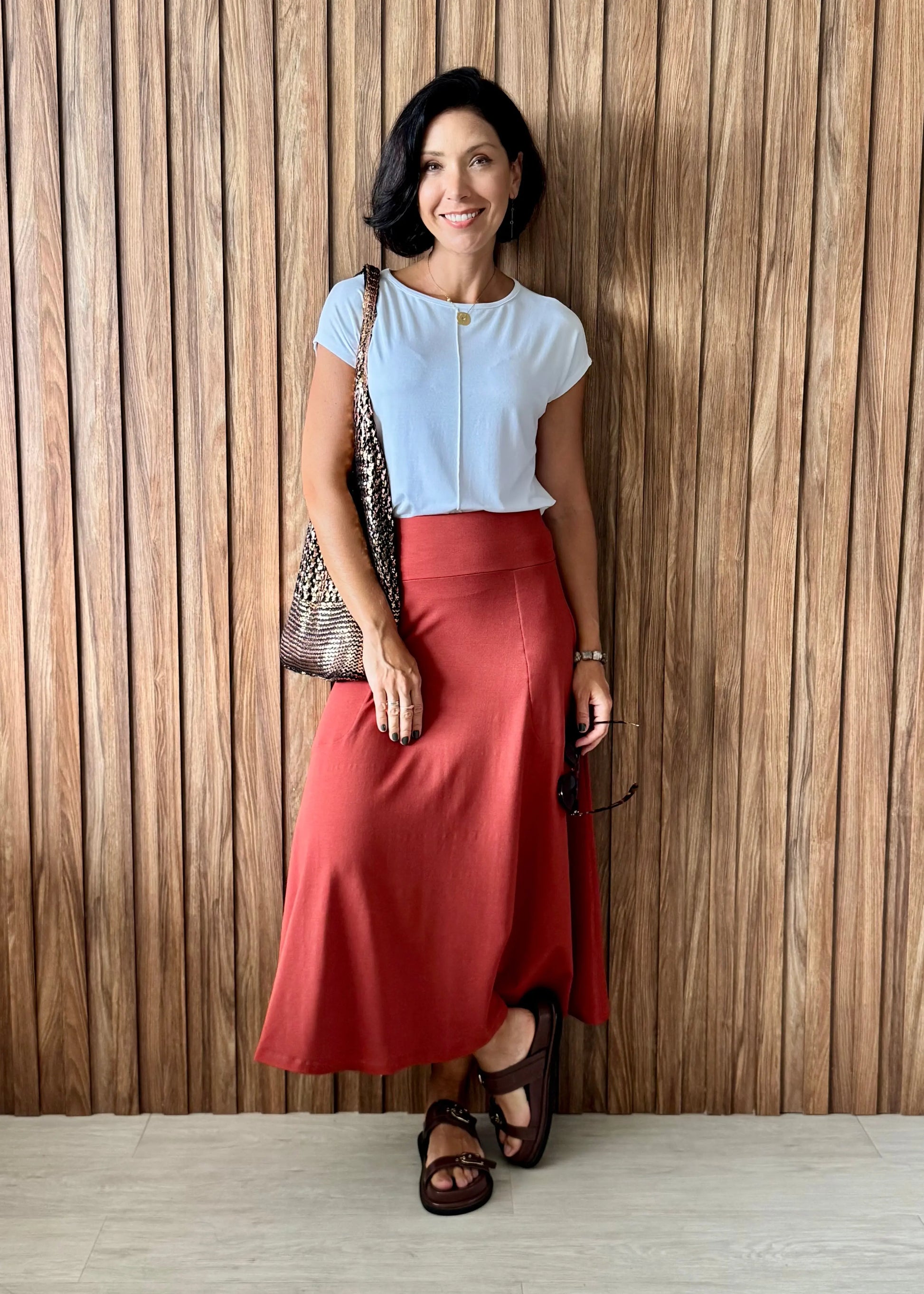 Saia Rodada com bolsos em Moletinho com Elastano (Terracota) - Maira da Mai Style