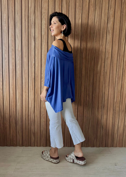 Blusa Golão Oversized em Suede Ecológico - Azul - Maira da Mai Style
