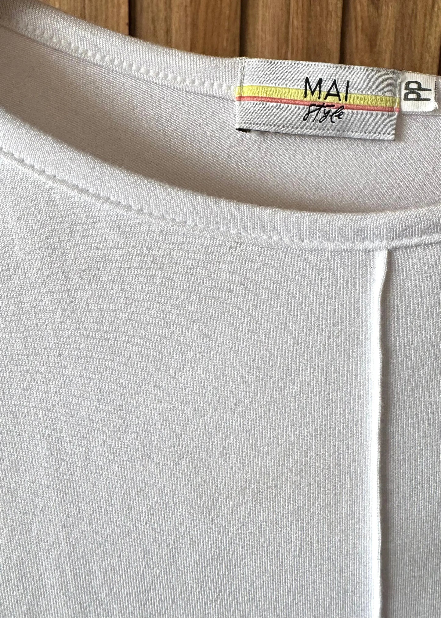 Blusa Delícia Cropped em Viscolycra Branca - Maira da Mai Style