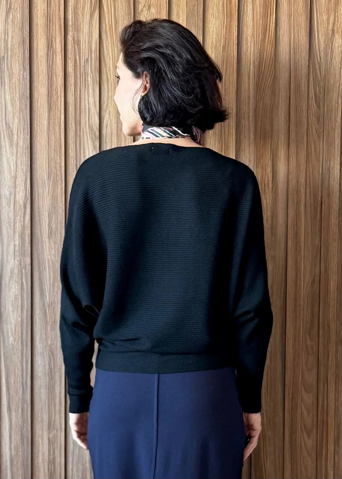 Blusa Tricô manga morcego - Preta 