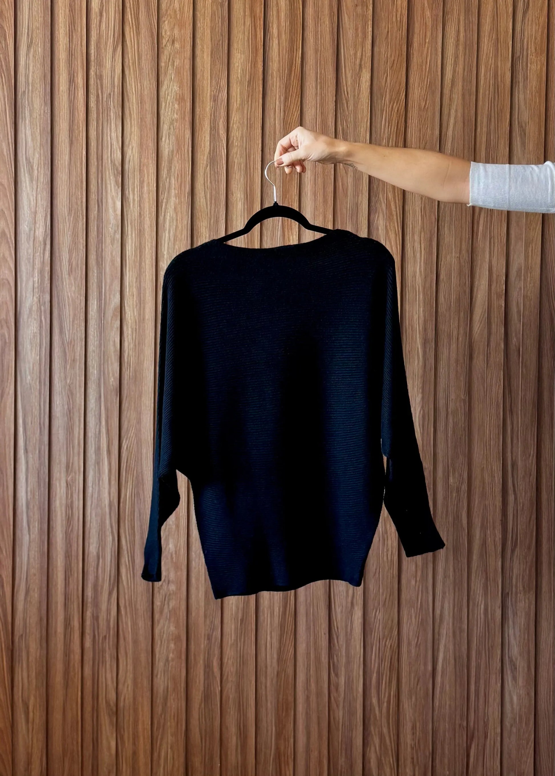 Blusa Tricô manga morcego - Preta 