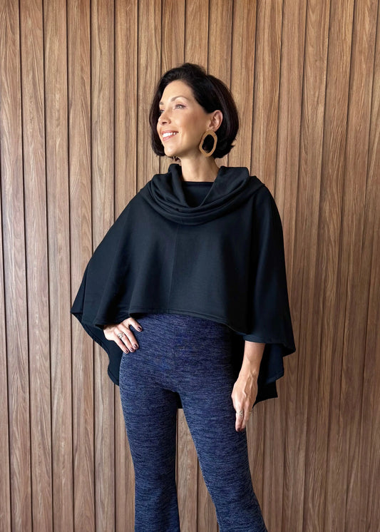Poncho Redondo em Moletom (Preto) - Maira da Mai Style