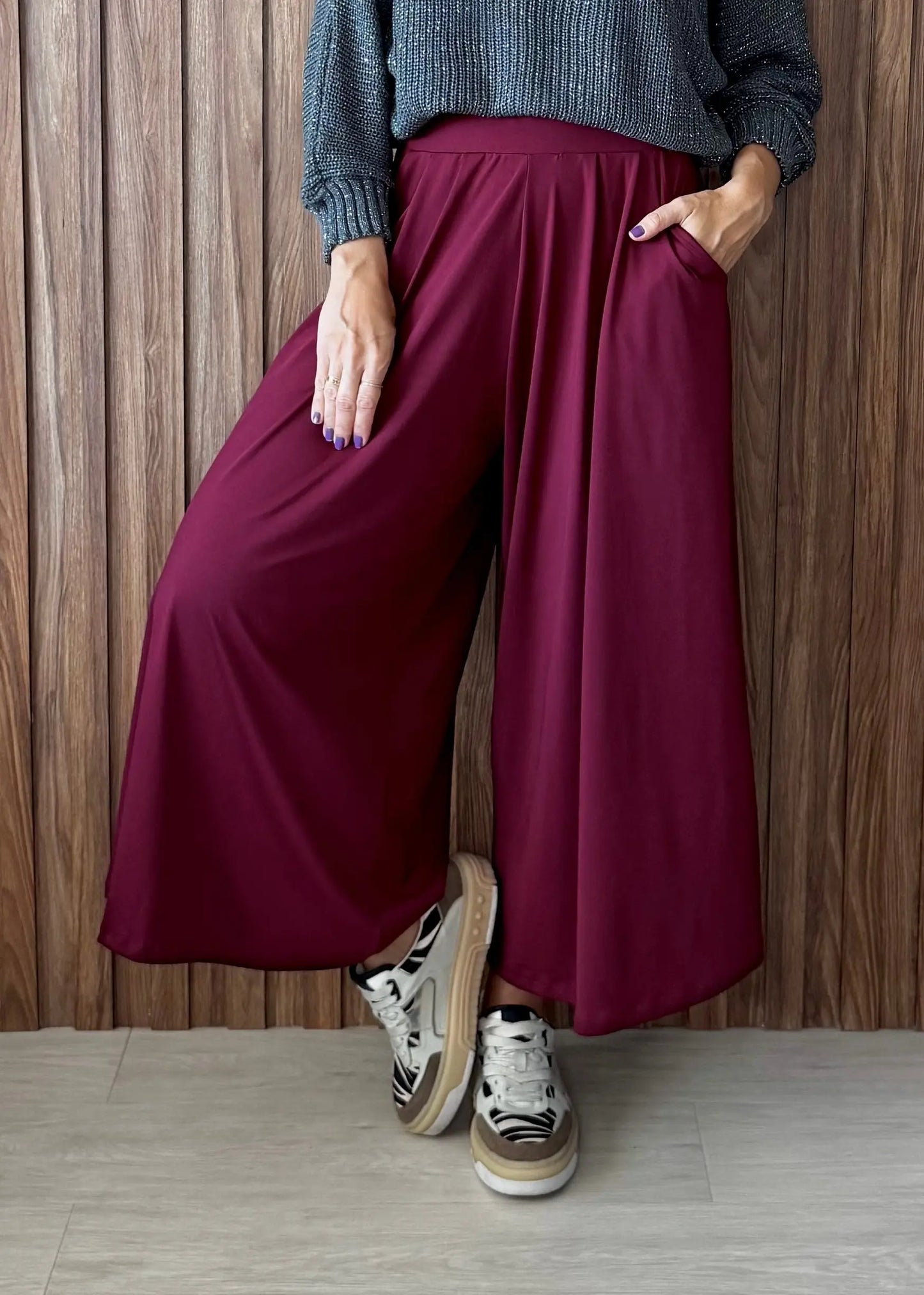 Calça Pantalona com bolsos em malha fria - marsala 