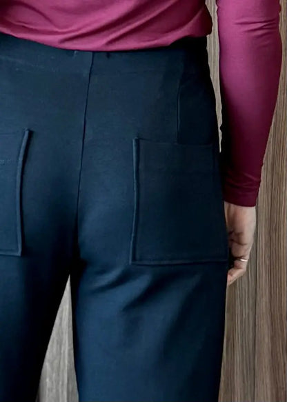 Calça em Moletinho com elastano - Preta 