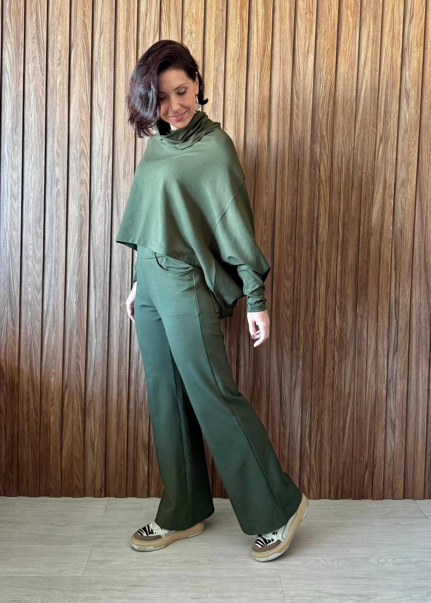 Calça em Moletinho com elastano - Verde Militar 