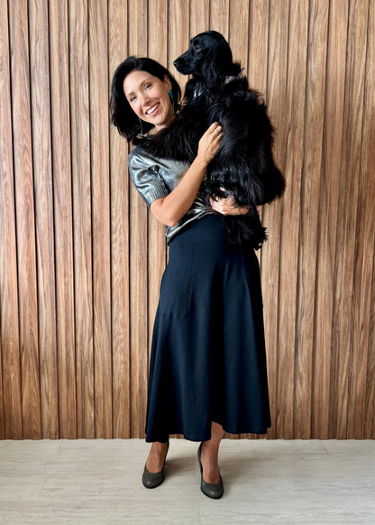 Saia Rodada com bolsos em Moletinho com Elastano (Preto) - Maira da Mai Style