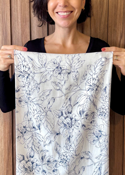 Gola em Viscose Estampada - Floral Marfim