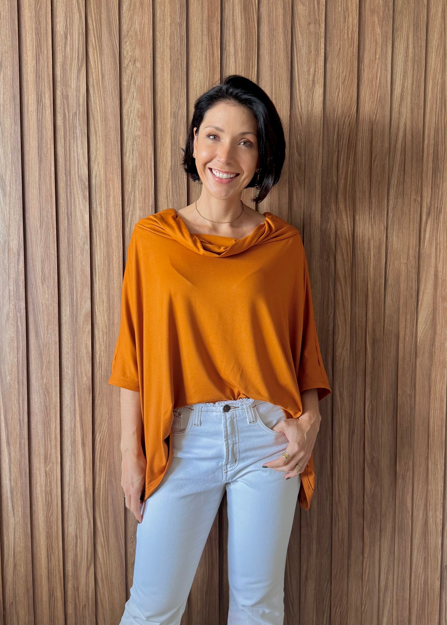 Blusa Golão Oversized em Suede Ecológico - Ocre