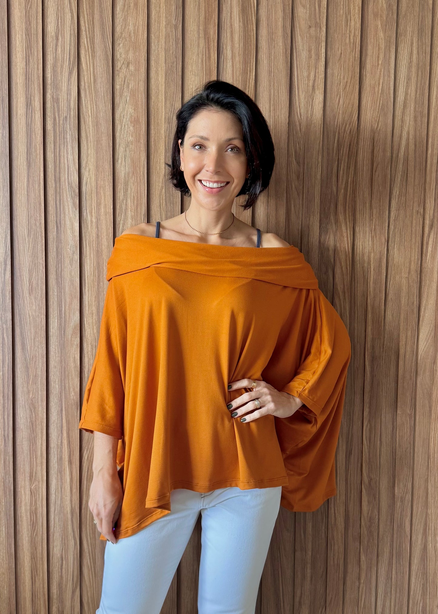 Blusa Golão Oversized em Suede Ecológico - Ocre