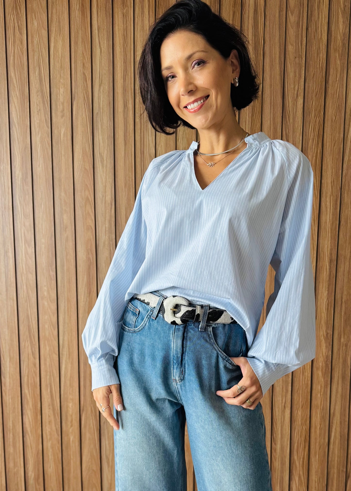 Camisa listrada azul gola padre