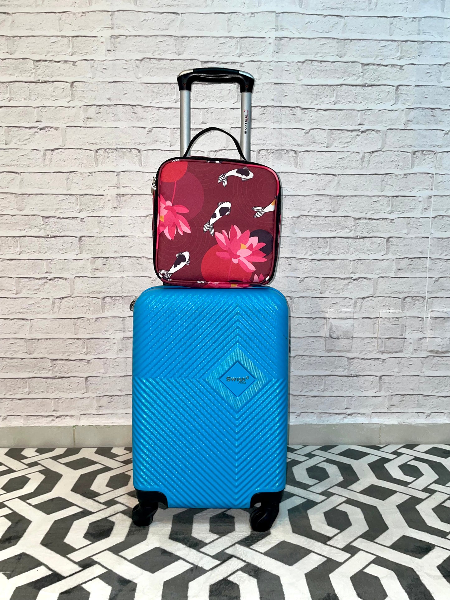 Necessaire Estampa Carpas Marsala - Collab Mila Mizu