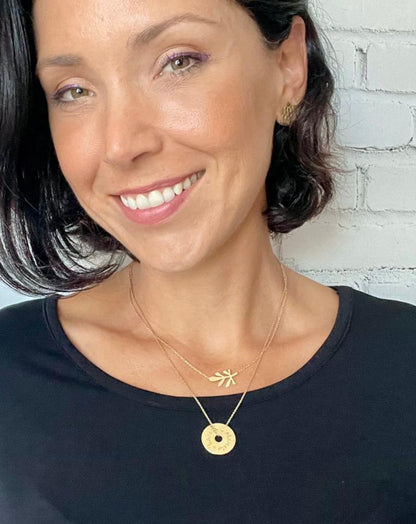 Colar Mini Folha Arruda (em PRATA 925 banhada a Ouro 18K)
