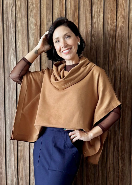 Poncho Reto em Moletom (Caramelo) 
