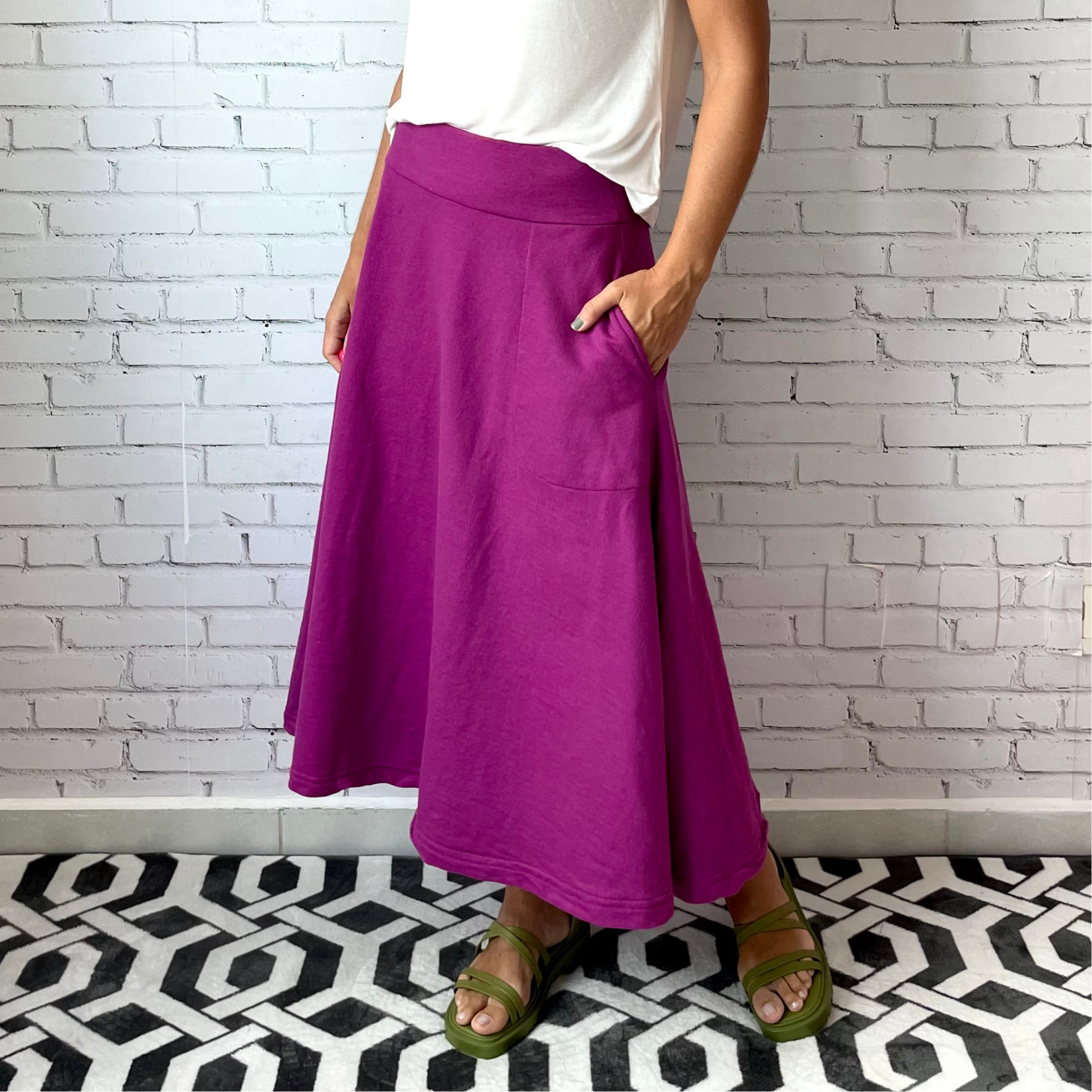 Saia Rodada Moletom com bolsos (Violeta)