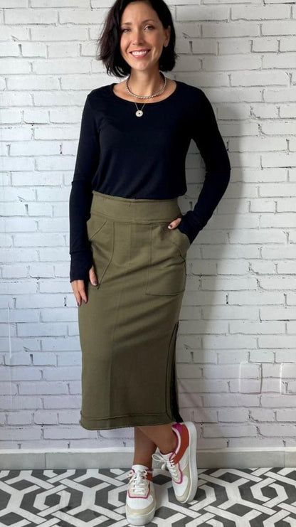 Saia Reta Moletom com bolsos (Verde Militar)