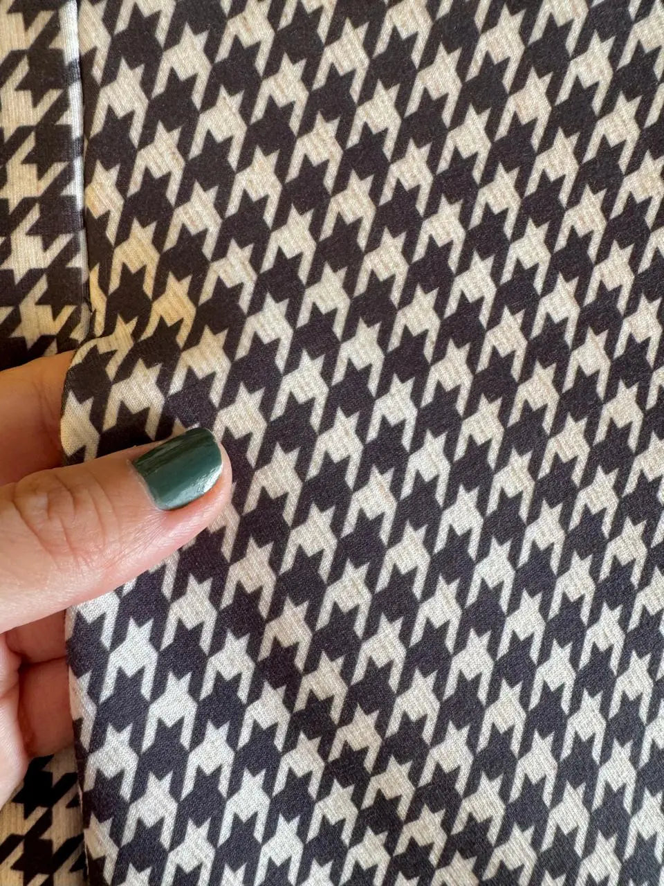 Saia Rodada Moletinho com bolsos (Pied de Poule) - Maira da Mai Style